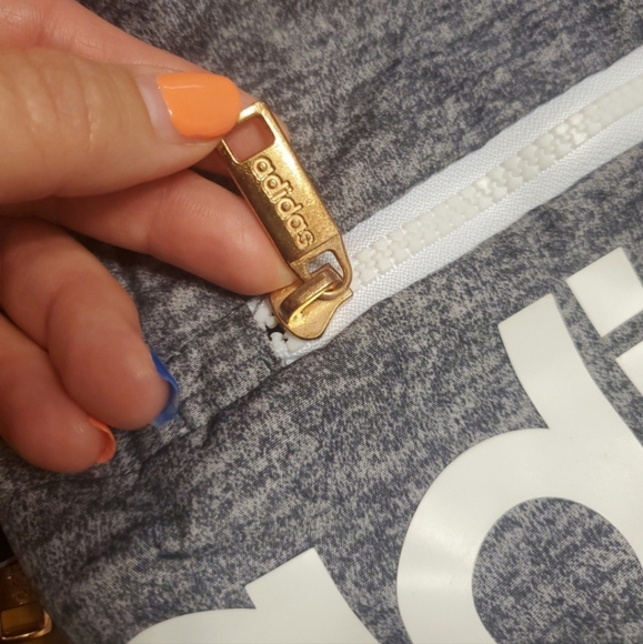 X- posted •Adidas mini backpack/purse• EUC, sanitized & ready• adjustable straps - Picture 8 of 12